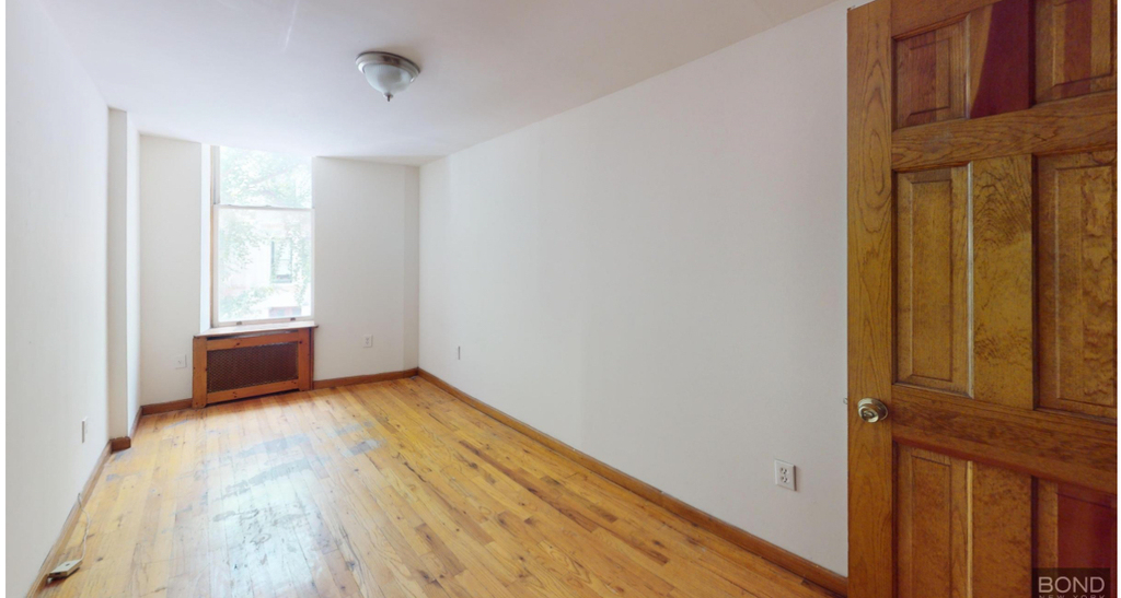 West 93rd Street - Photo 2