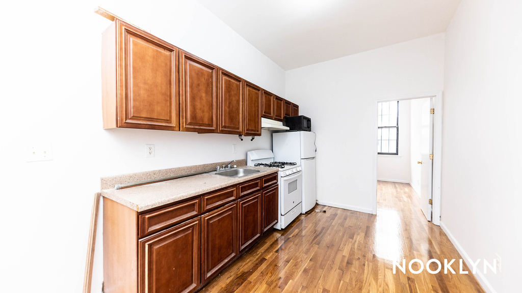 78 Starr St 11237 - Photo 5