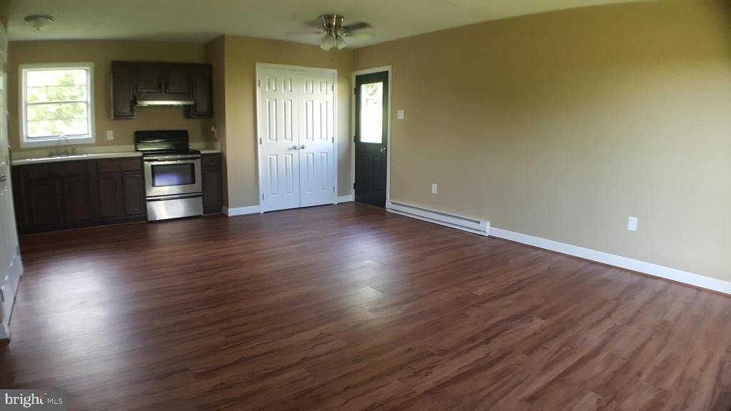 200 Peach Tree Drive - Photo 2