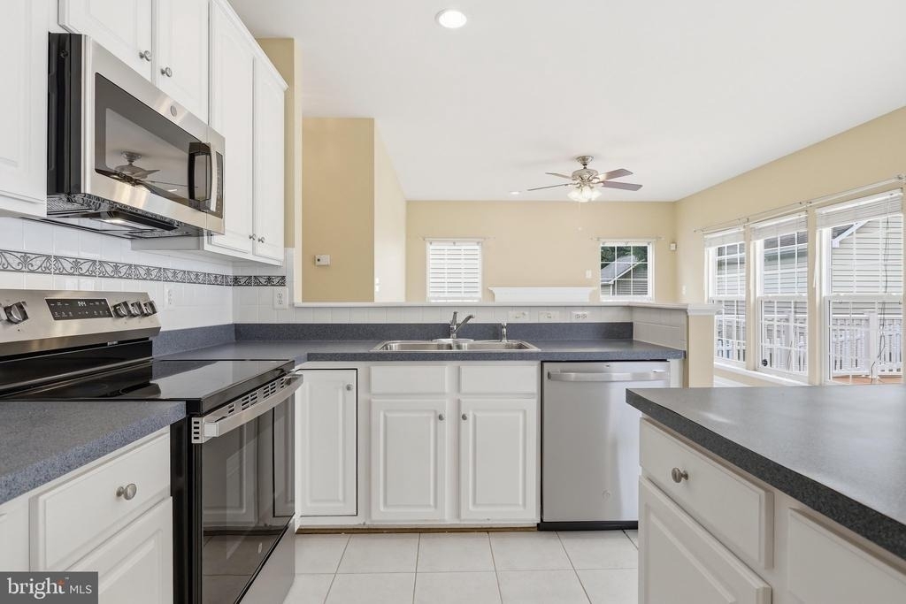341 Bullskin Street - Photo 13