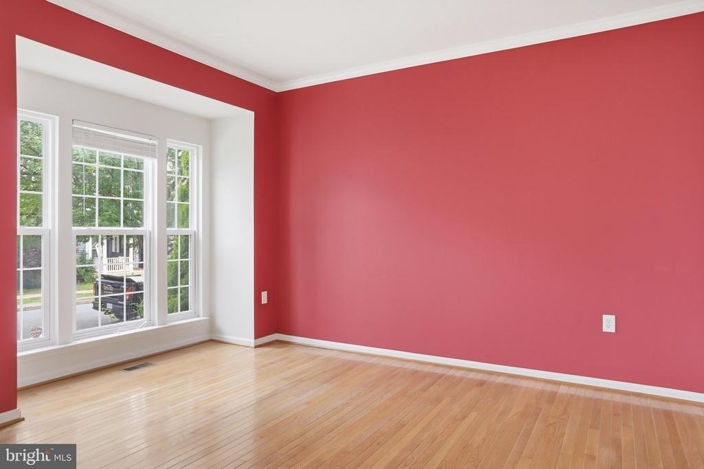 341 Bullskin Street - Photo 2