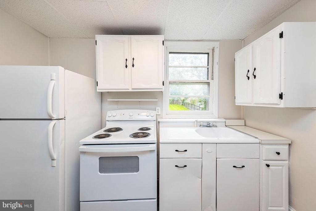 545 N Loudoun Street - Photo 6