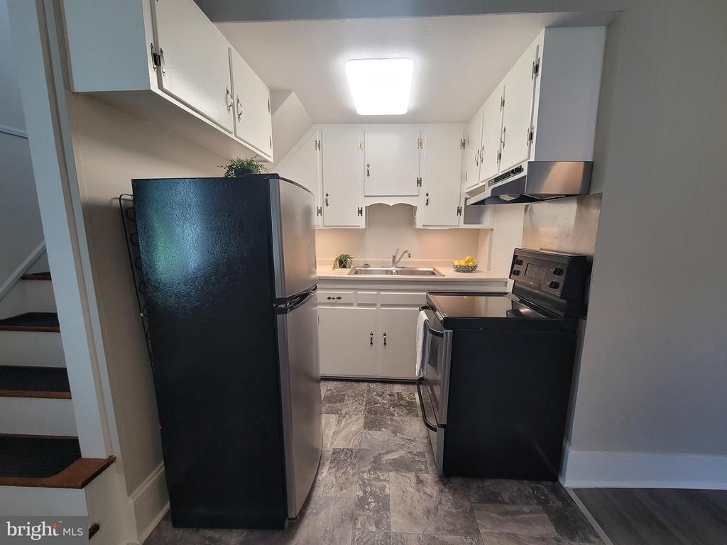 537 N Loudoun Street - Photo 8