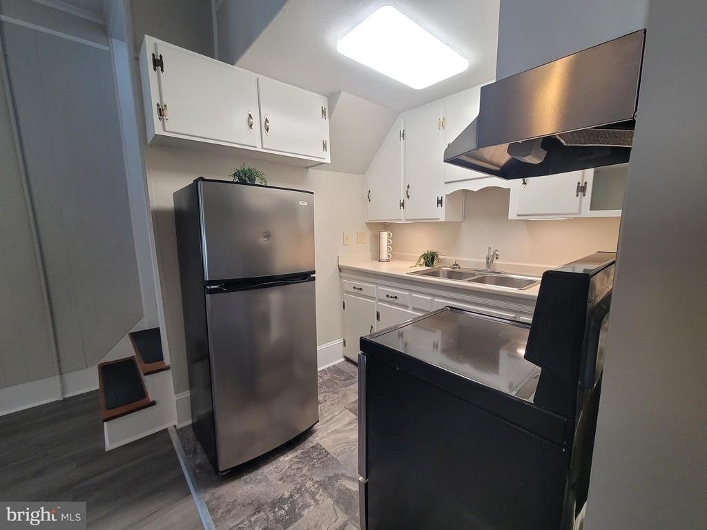 537 N Loudoun Street - Photo 7
