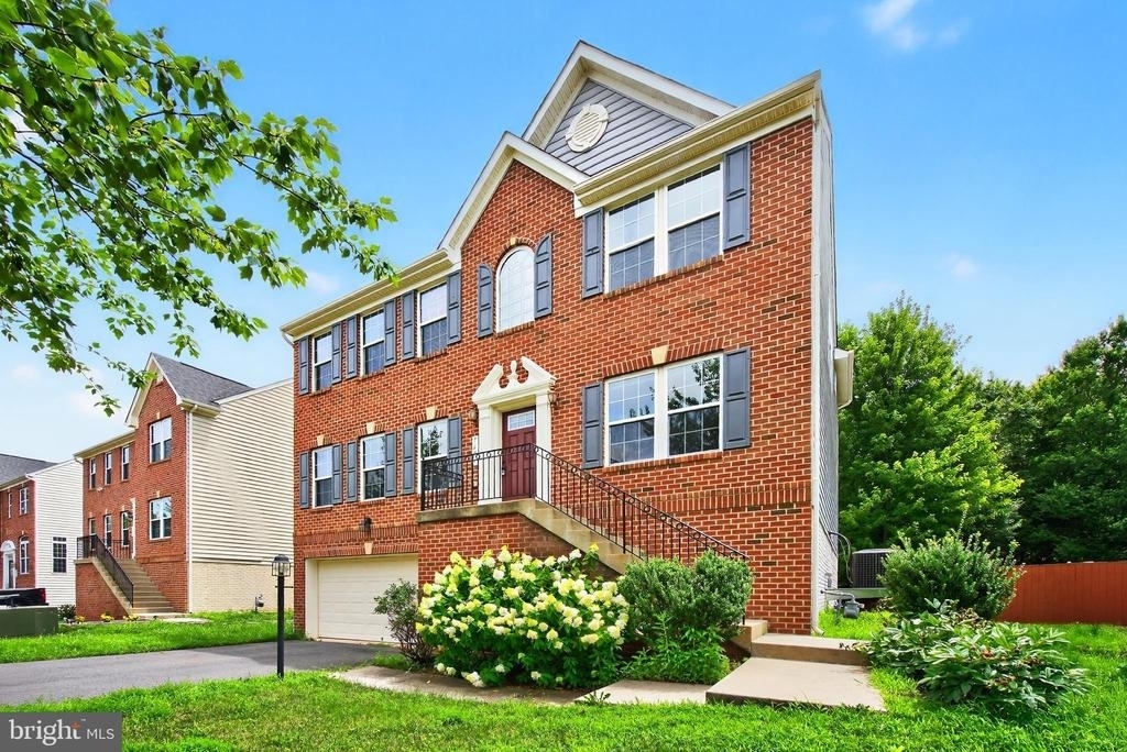 7629 Hamelin Lane - Photo 1