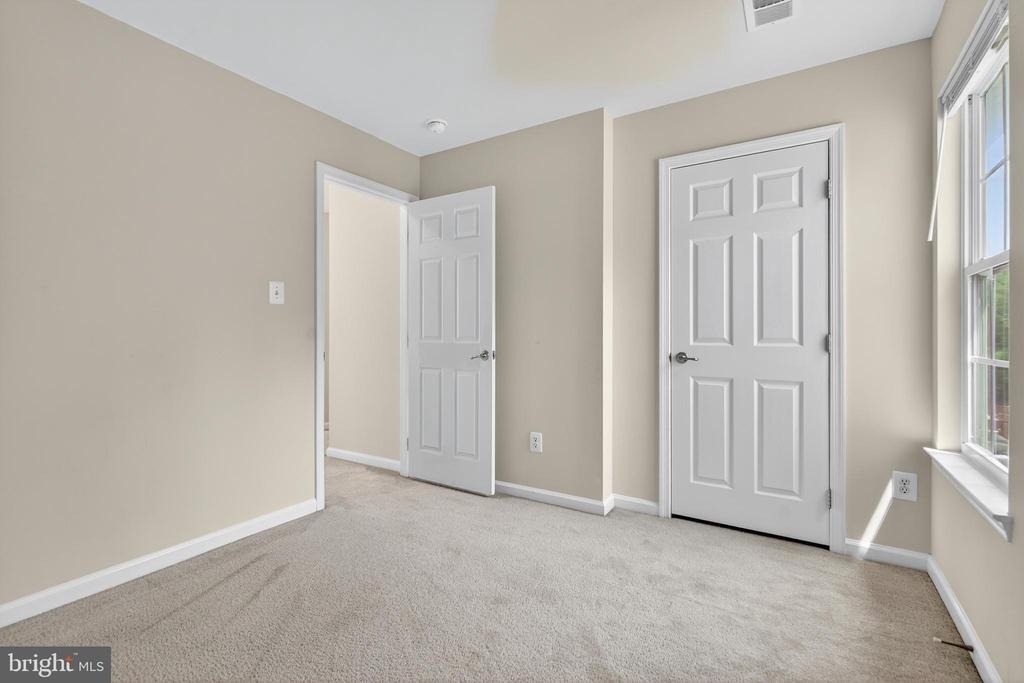 7629 Hamelin Lane - Photo 40