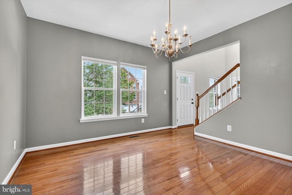 7629 Hamelin Lane - Photo 5