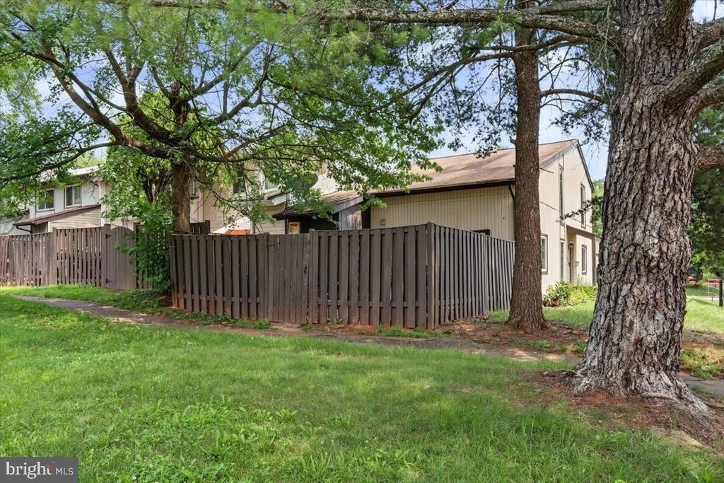 129 Willow Place - Photo 17