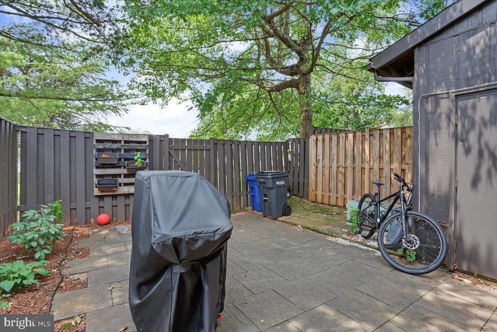 129 Willow Place - Photo 15