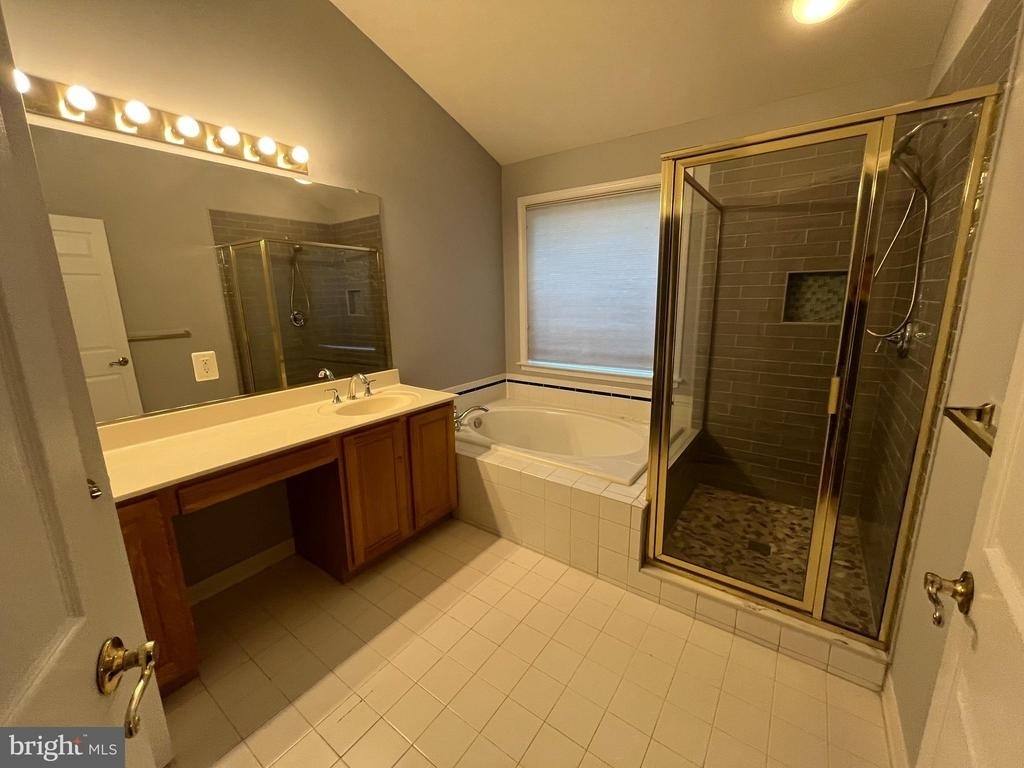 47670 Loweland Terrace - Photo 13