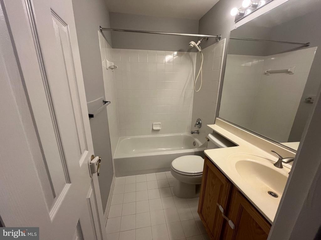 47670 Loweland Terrace - Photo 17