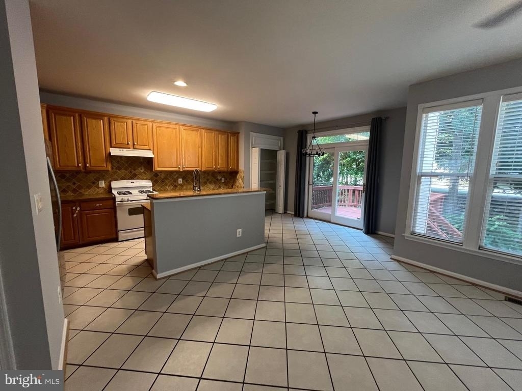 47670 Loweland Terrace - Photo 6