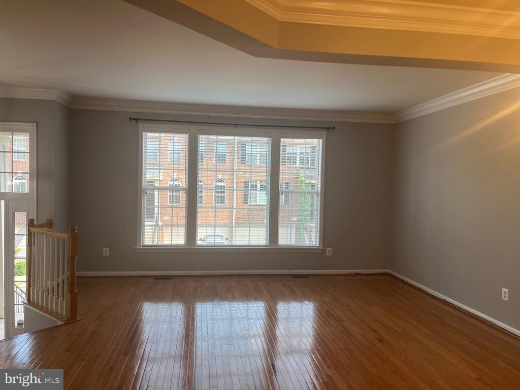 47670 Loweland Terrace - Photo 2