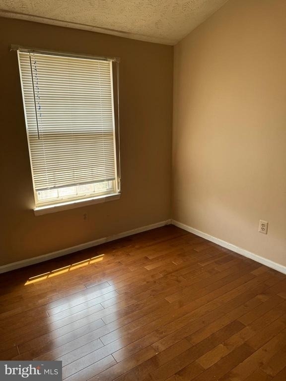 43986 Bonlee Square - Photo 14