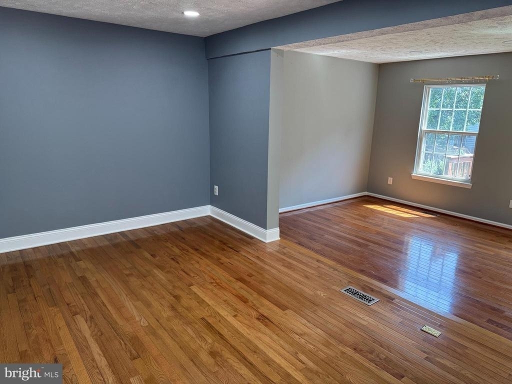 43986 Bonlee Square - Photo 10