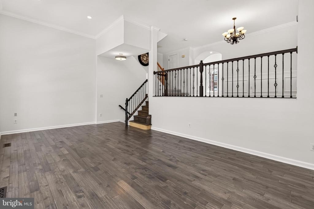 26101 Nimbleton Square - Photo 8