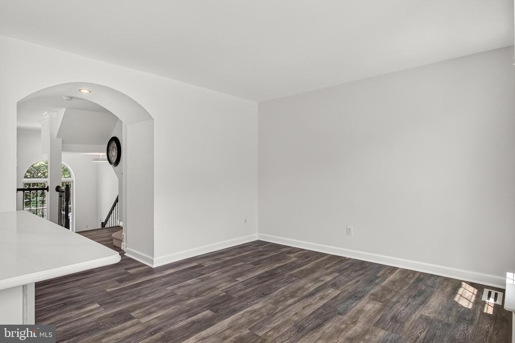 26101 Nimbleton Square - Photo 23