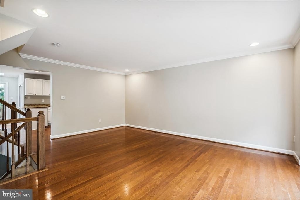 14634 Battery Ridge Lane - Photo 2
