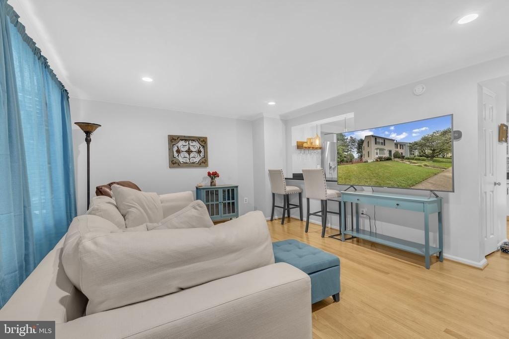 7113 Latour Court - Photo 2