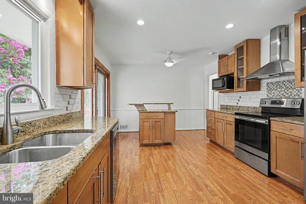 604 Yeonas Drive Sw - Photo 10