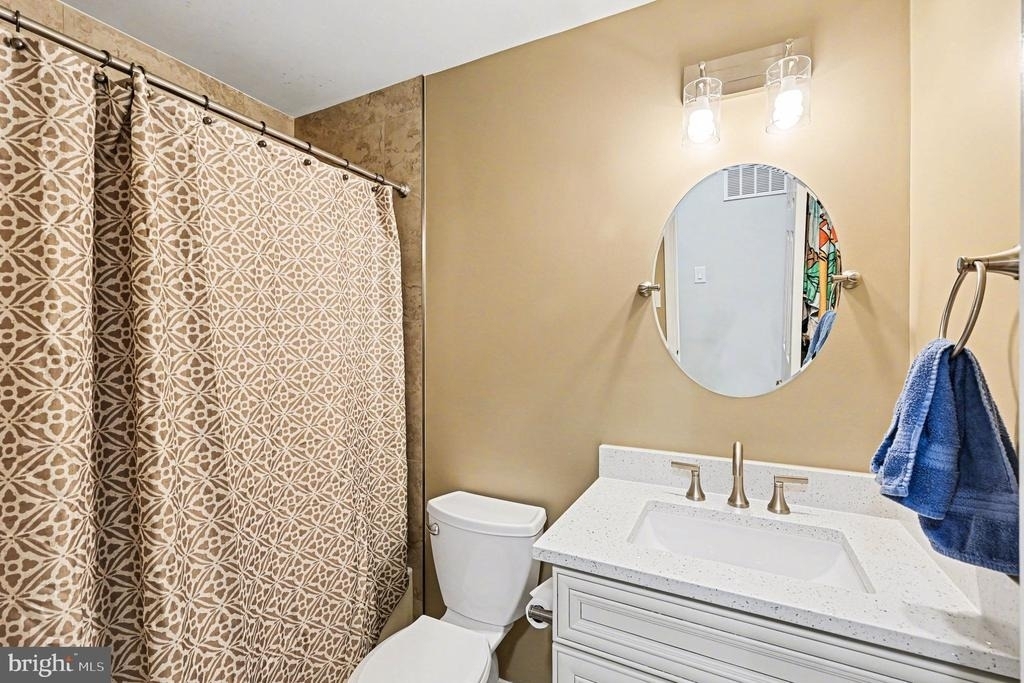 7468 Brighouse Court - Photo 16
