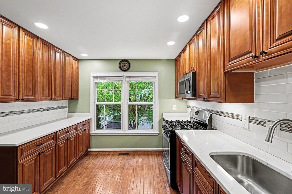 7468 Brighouse Court - Photo 5