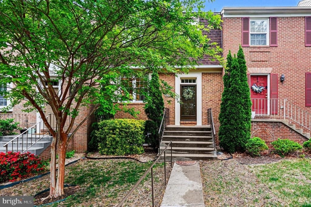 7468 Brighouse Court - Photo 2