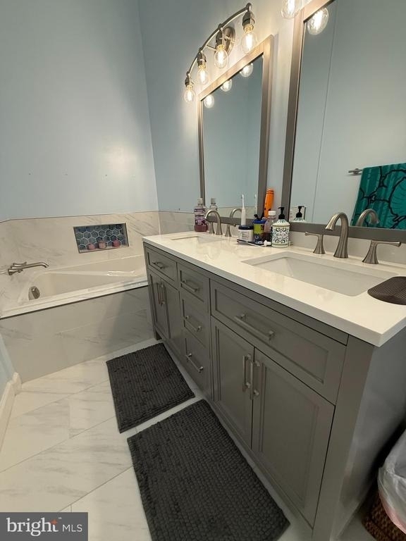 5832 Apsley House Court - Photo 12