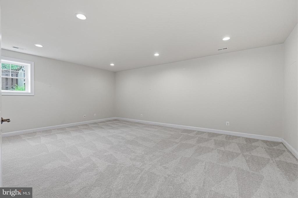 1751 Tysons Crest Lane - Photo 32
