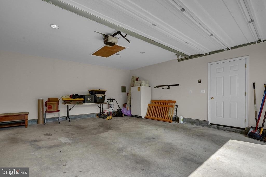 8905 Valley Forge Drive - Photo 31