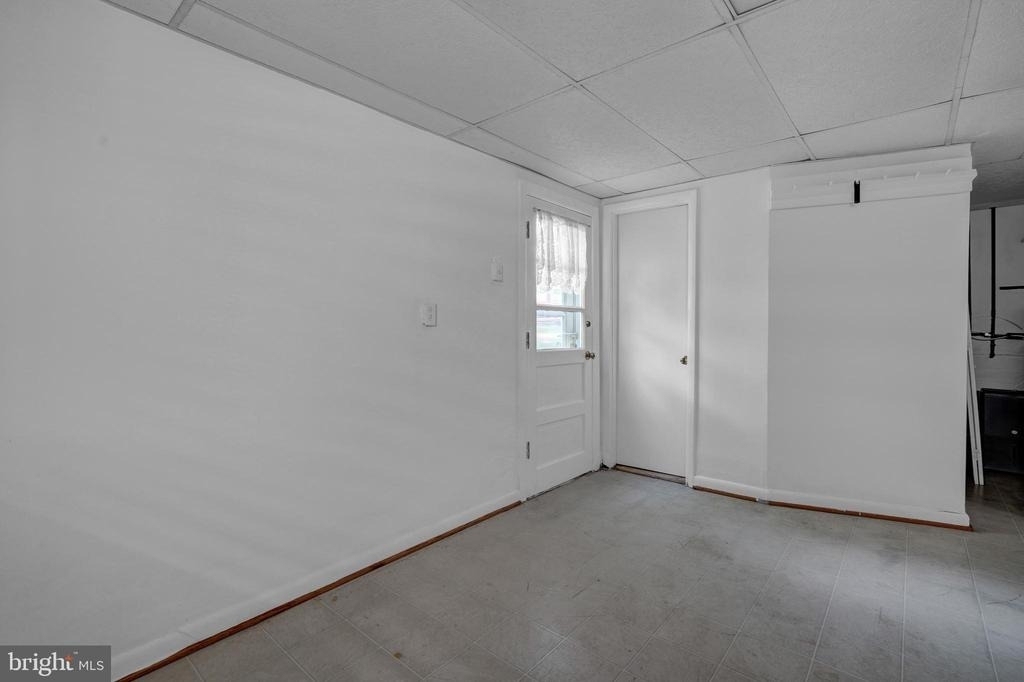 8905 Valley Forge Drive - Photo 24