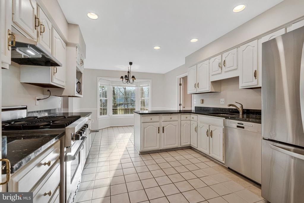 1215 Delta Glen Court - Photo 17
