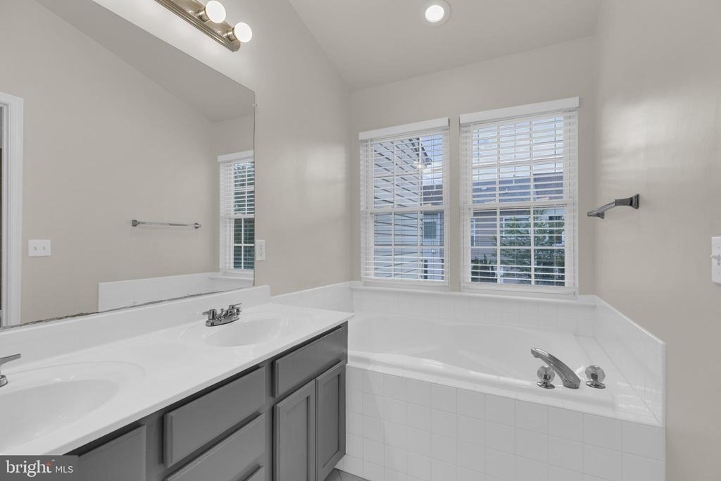 13511 Lavender Mist Lane - Photo 17