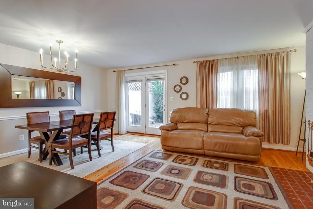 6063 Hardwick Place - Photo 18