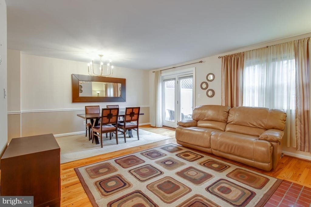 6063 Hardwick Place - Photo 10