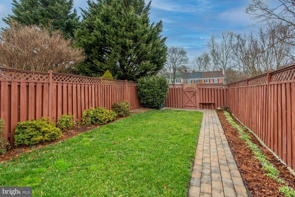 6063 Hardwick Place - Photo 45