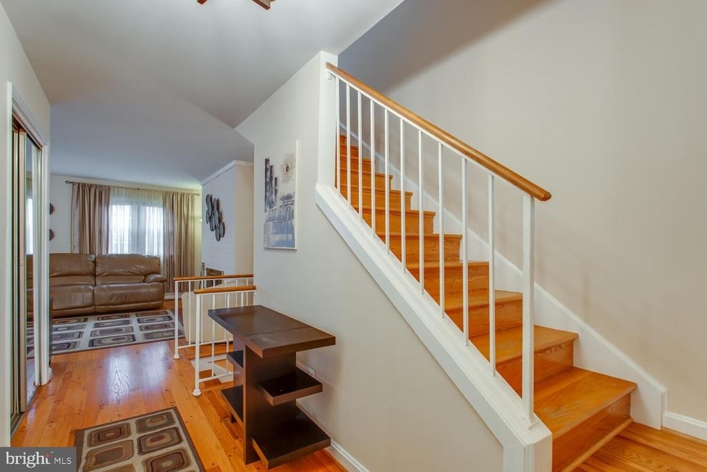 6063 Hardwick Place - Photo 8