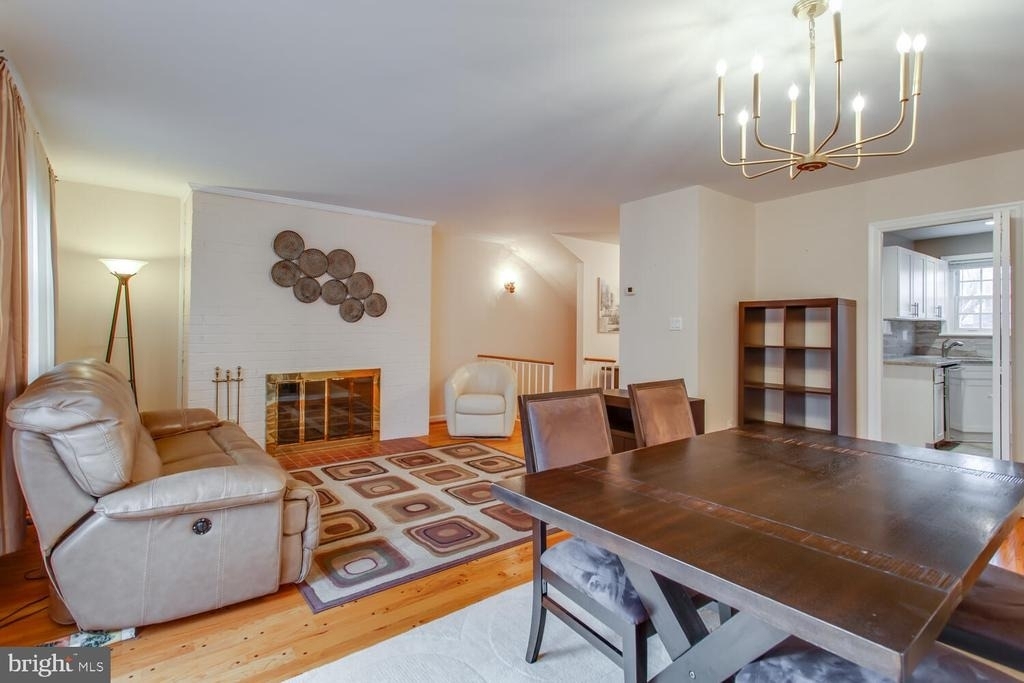 6063 Hardwick Place - Photo 12