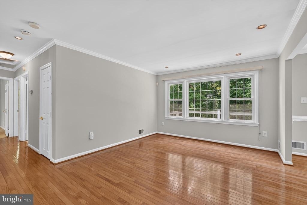 8006 Lady Lewis Court - Photo 5