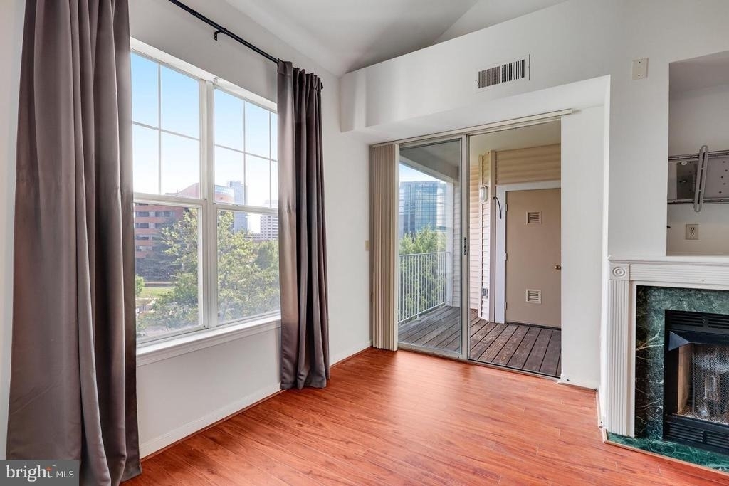 1645 International Drive - Photo 14