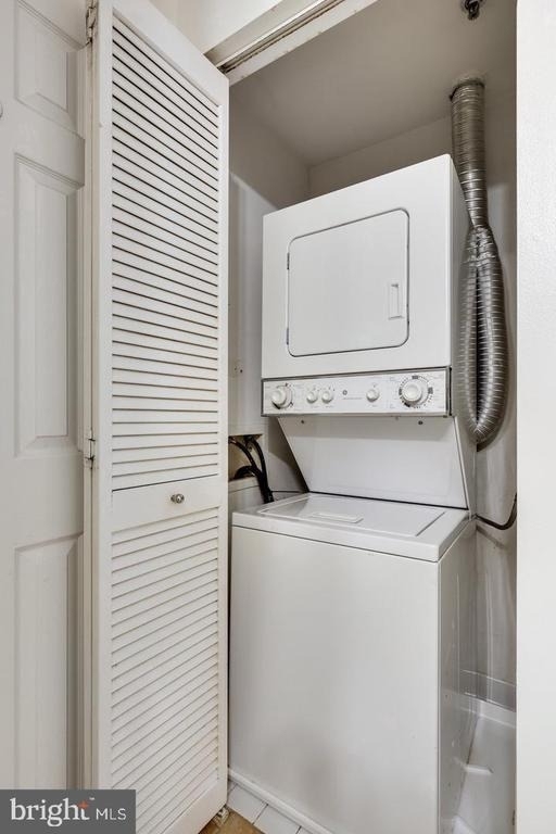 1645 International Drive - Photo 30