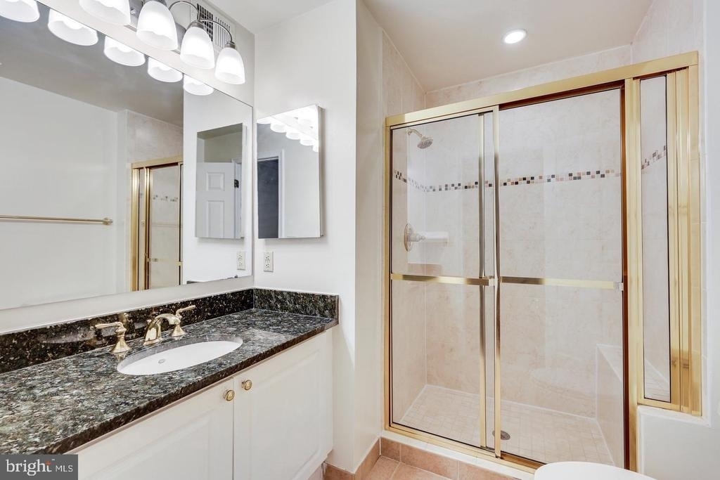 1645 International Drive - Photo 22