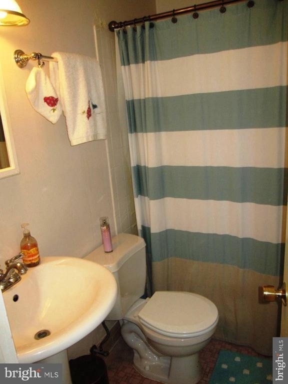 3913 Moss Drive - Photo 13