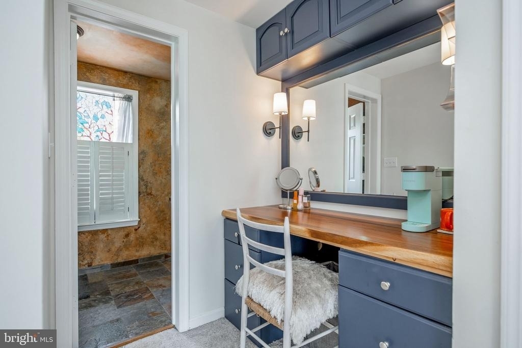 7317 Castleberg Court - Photo 17