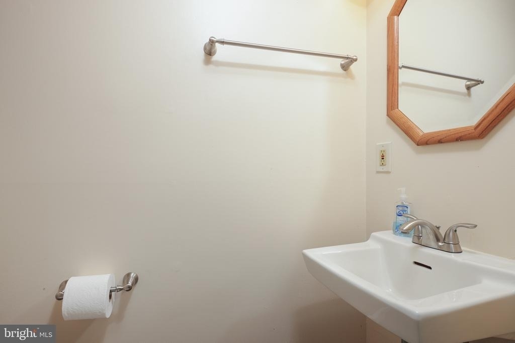 8736 Susquehanna Street - Photo 11