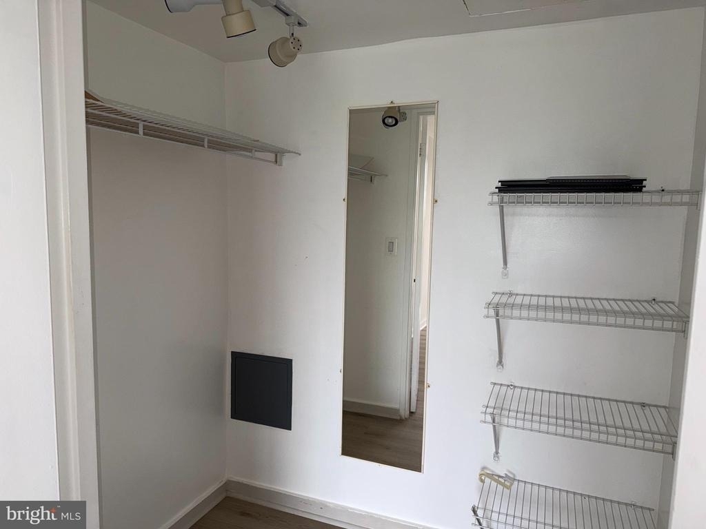 11400 Washington Plaza W - Photo 11