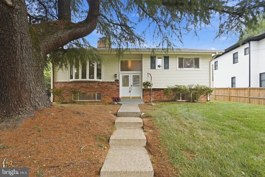 6806 Lemon Road - Photo 0