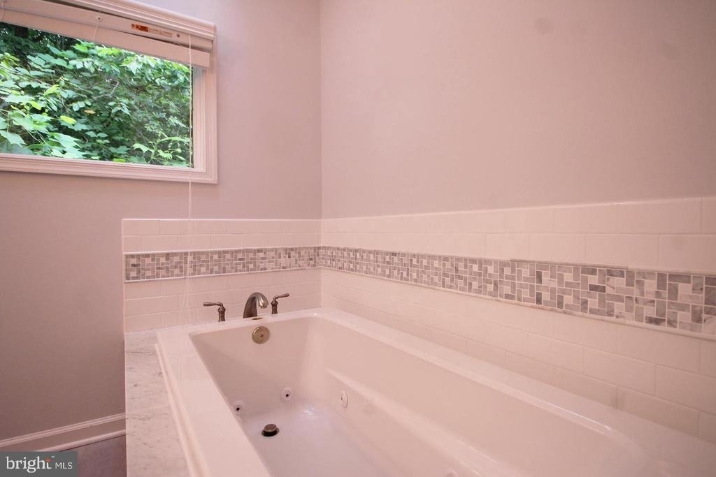 6065 Innisvale Drive - Photo 17