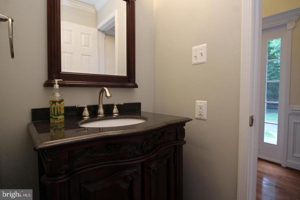 6065 Innisvale Drive - Photo 13