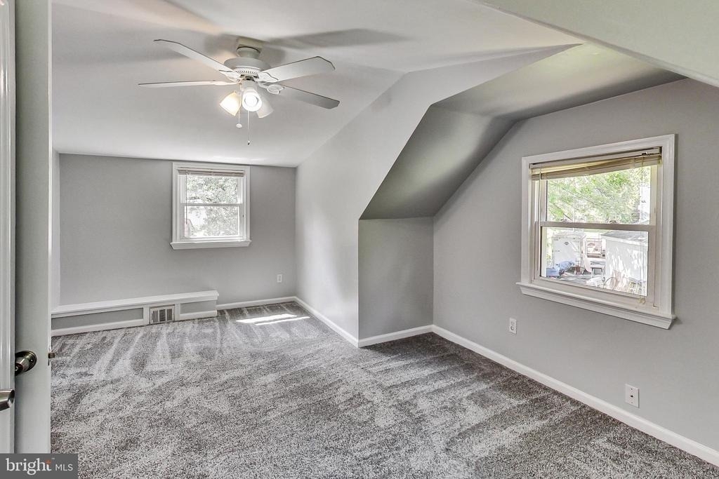 6641 Barrett Road - Photo 27